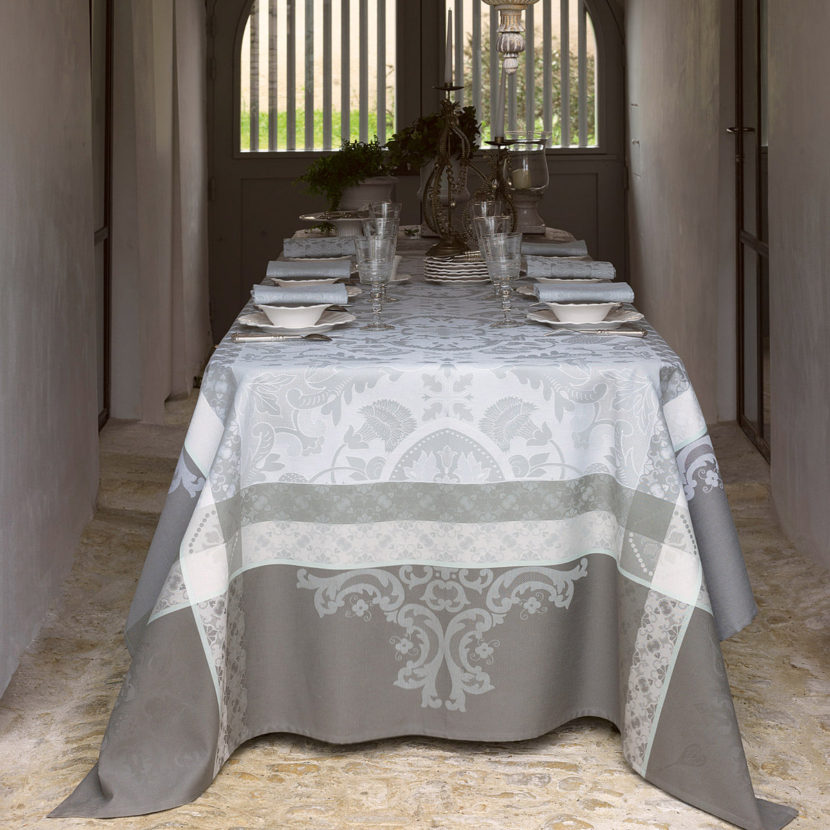 Azulejos Ciment tablecloth by Le Jacquard Français