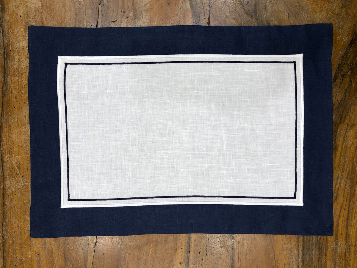 Set of 2 blue and white primrose placemats and 2 napkins