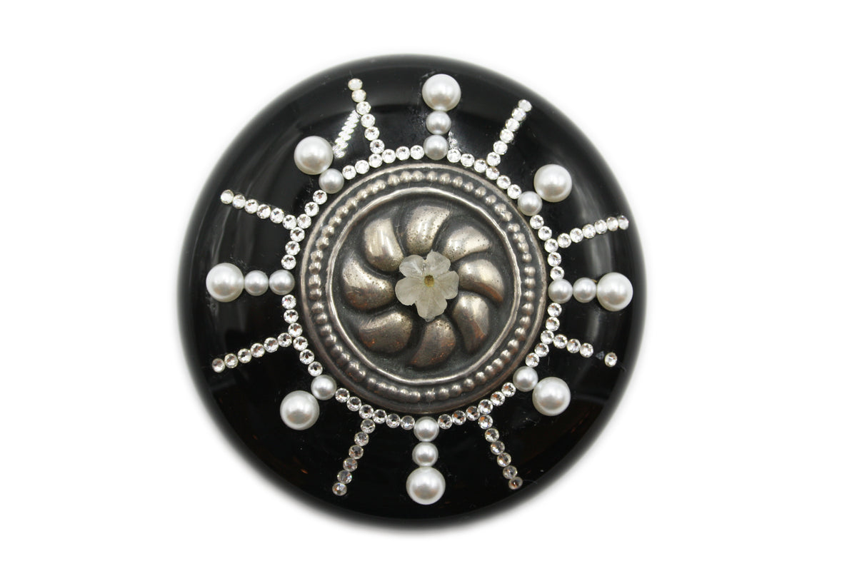 Flower paperweight