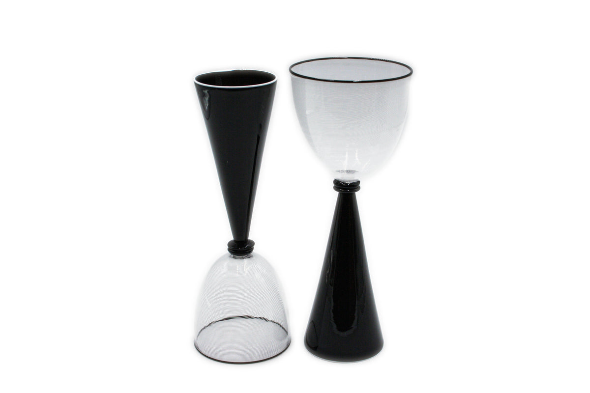 Black and white goblet with white filigrana