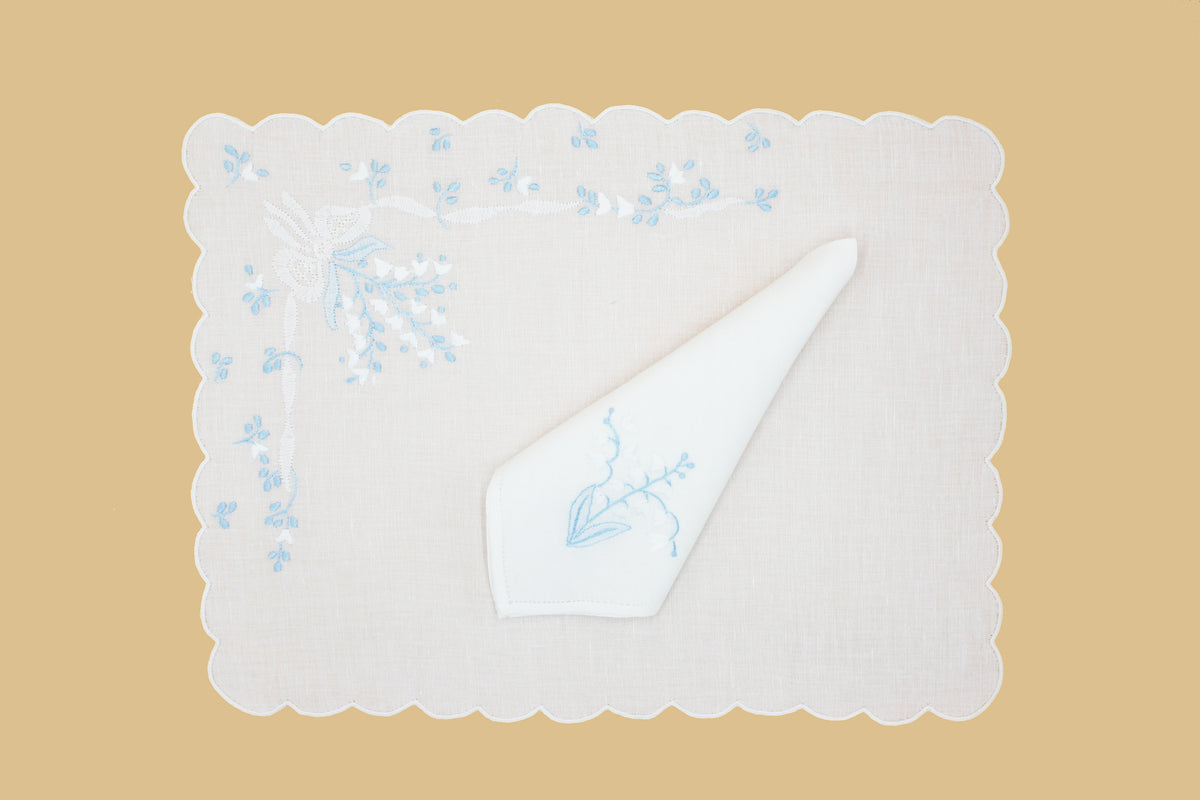 Lily of the Valley - Set of 2 light blue placemats and napkins