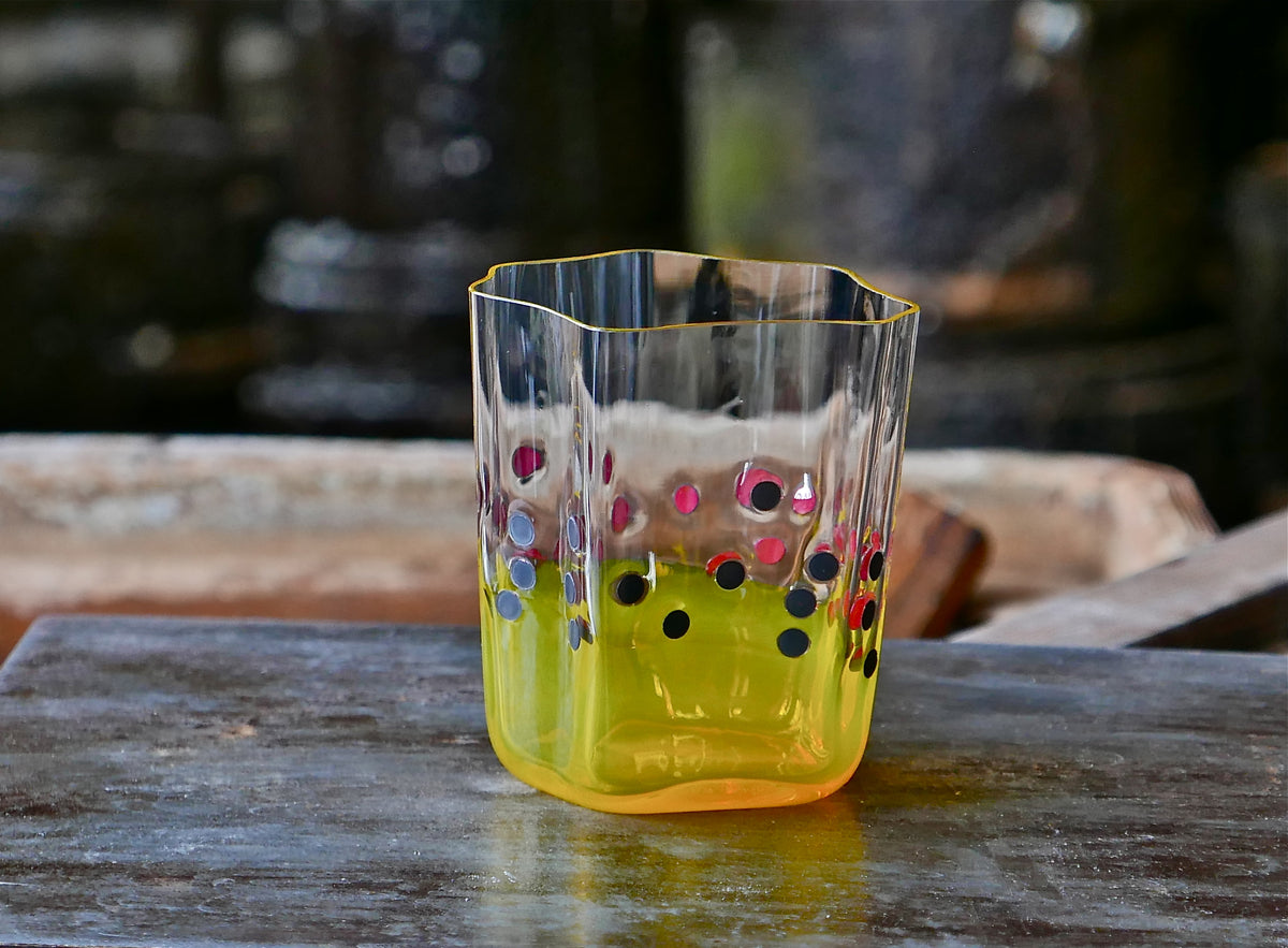 Epta – yellow glass