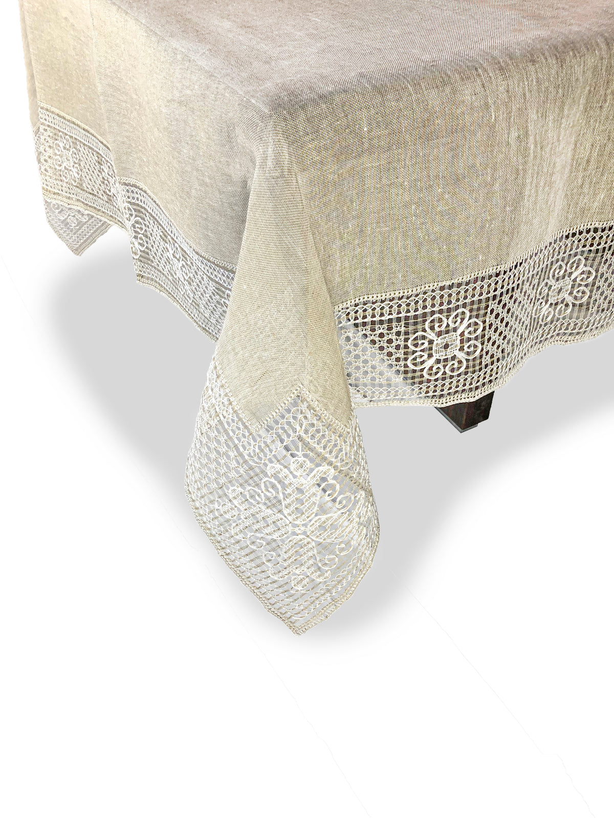 Sand-coloured bissone tablecloth