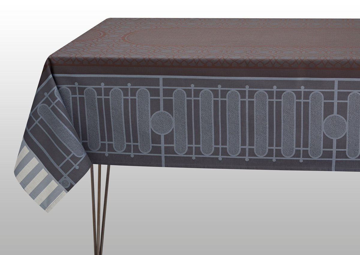 Palais Royal Bronze tablecloth by Le Jacquard Français